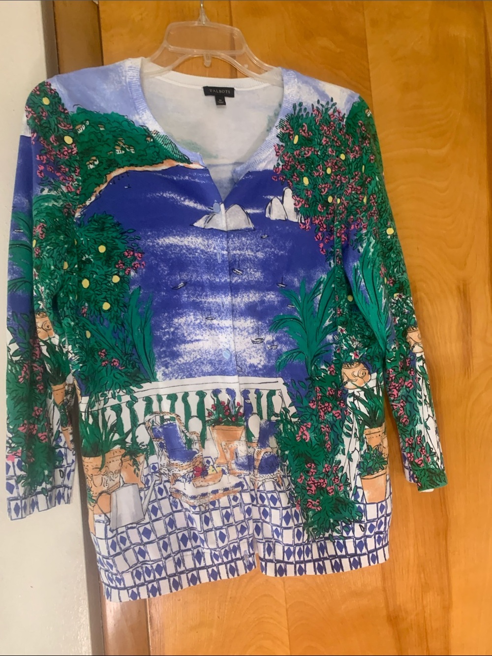 Sweater. Tote 5